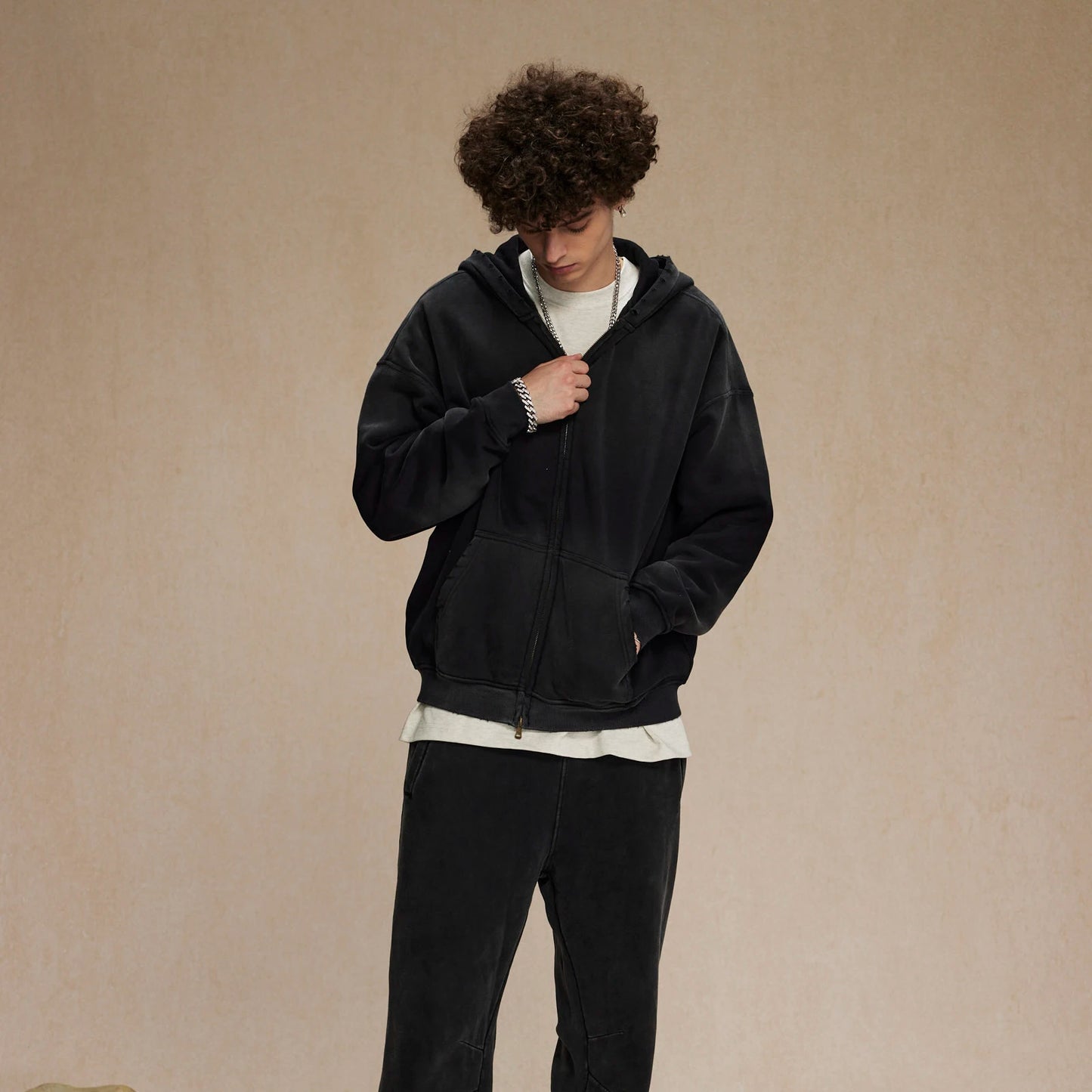 Unisex Oversized Zip Hoodie – Plush Tie-Dye Gradient | Cozy Winter Streetwear