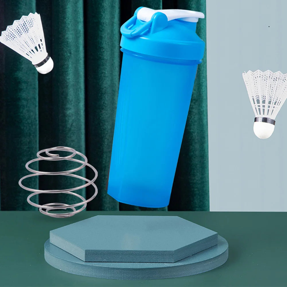 600ml Portable Protein Shaker Bottle – Leak Proof Sports Mixing Cup for Gym & Fitness Training