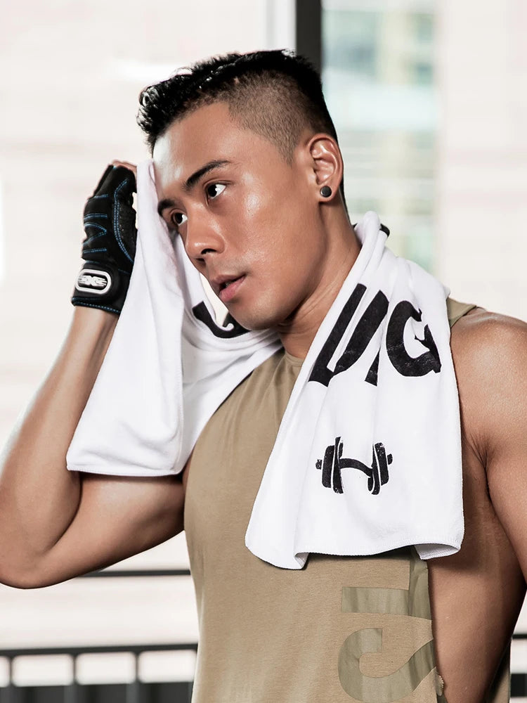 Quick-Dry Fitness Towel – Multifunctional Gym, Sports & Swimming Microfiber Towel