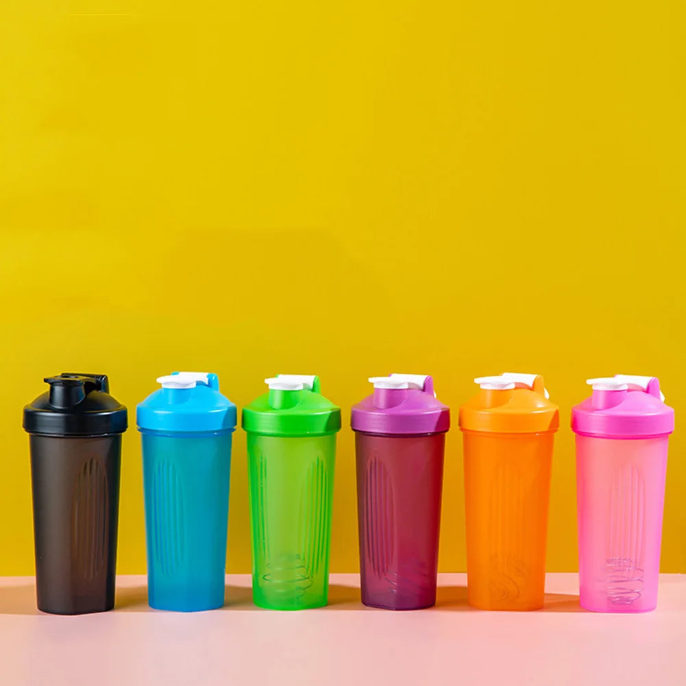 600ml Portable Protein Shaker Bottle – Leak Proof Sports Mixing Cup for Gym & Fitness Training